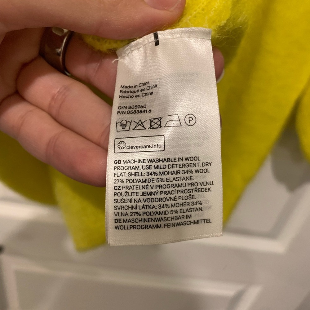 H&M sweater - Picture 4 of 4